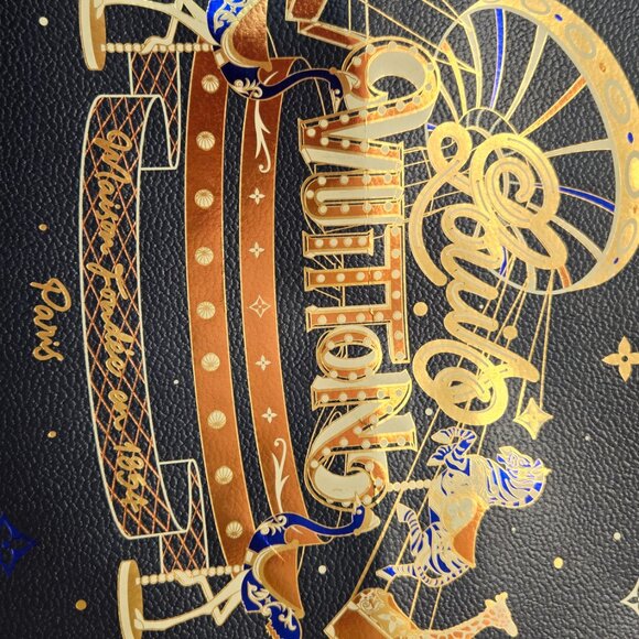 Louis Vuitton Navy Blue Collector Bag – Embossed ‘Maison Fondée en 1854’ – Paris - Picture 5 of 7